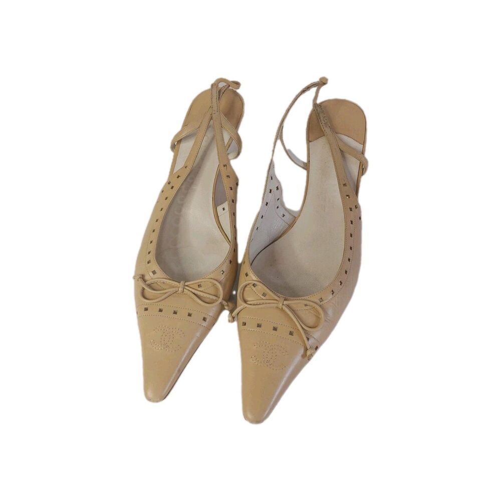 CHANEL Women's Leather Sling Back Kitten Heels Beige Logo Bow Cut Offs Sz 38.5